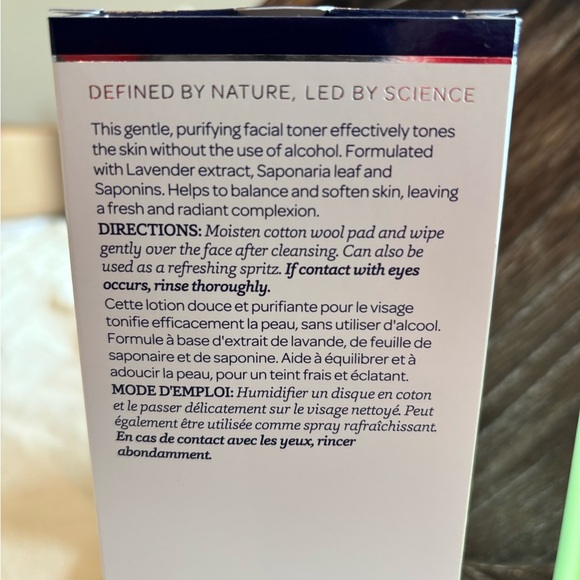 ELEMIS Balancing Lavender Toner • 200ml • Hydrating Facial Toner • Elemis Skin - Picture 3 of 4